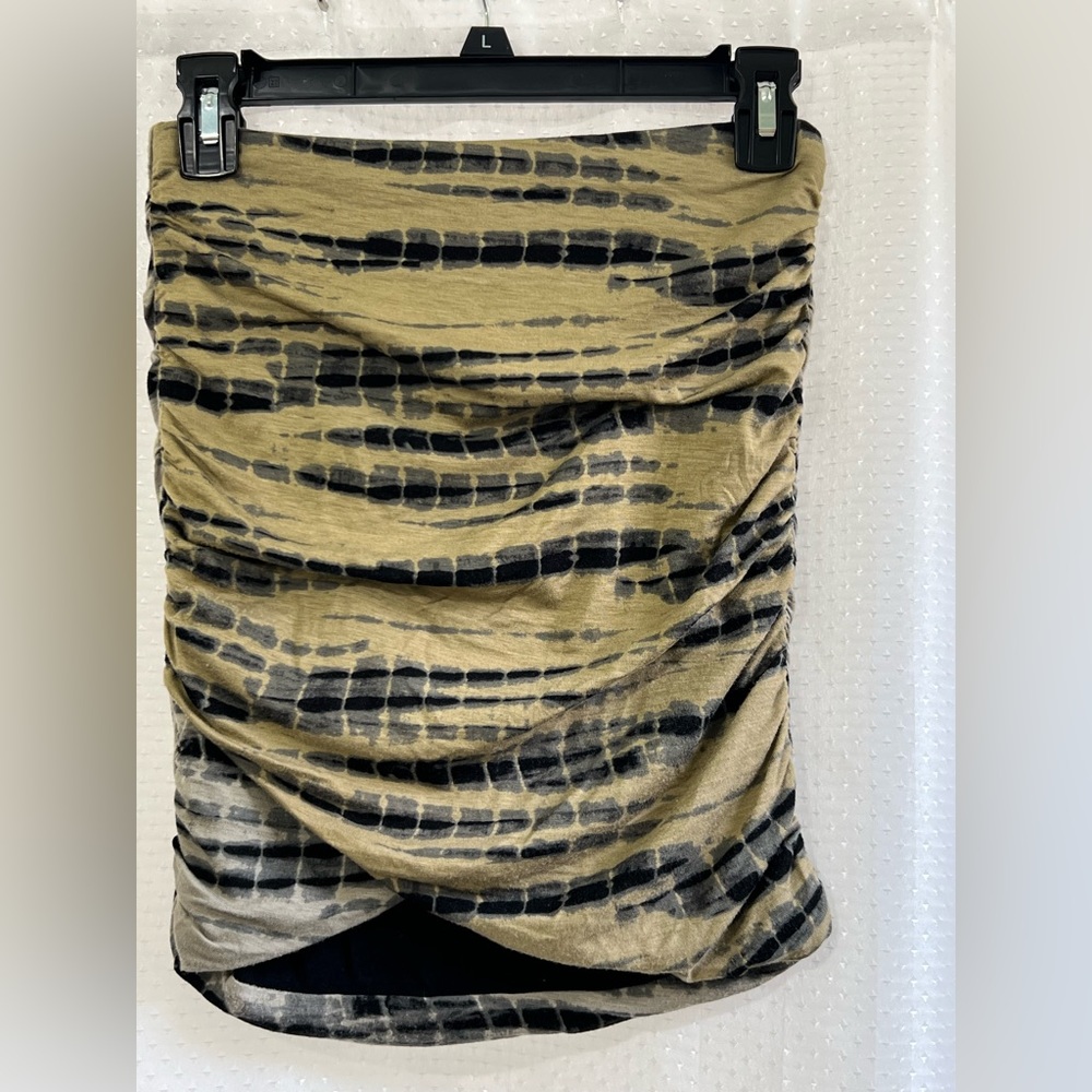 FREE PEOPLE Shirred Bohemian Stretch Tube top in Tan, Gray, & Black print Sz- XS